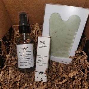 Crystal Infused Smudge Spray & Aromatherapy Roller, and Jade Scalp Massager Gift
